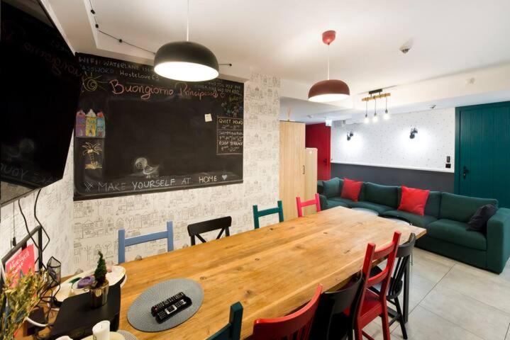 Waterlane Island Hostel&Apartments グダニスク エクステリア 写真